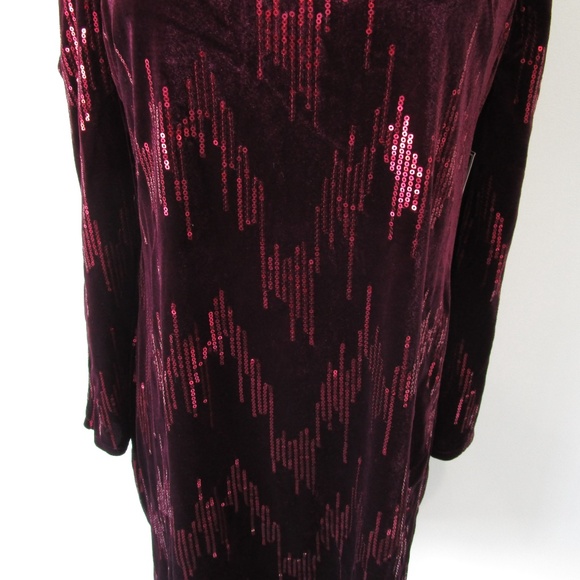 NWT Velvet Sequin Cold Shoulder Cocktail Dress - Picture 7 of 8